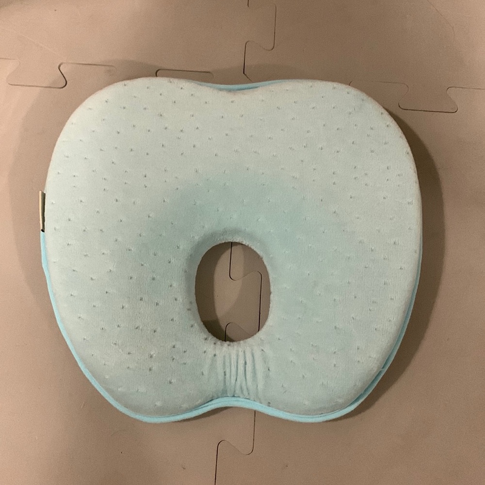 Newborn Baby Memory Foam Pillow